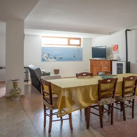 Casa De Andre' Montesano Salentino
